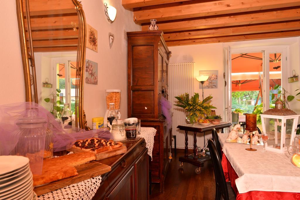 B&B Corte Barbieri Dolcè Zewnętrze zdjęcie