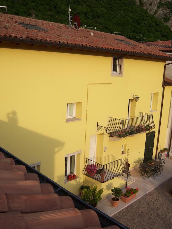 B&B Corte Barbieri Dolcè Zewnętrze zdjęcie
